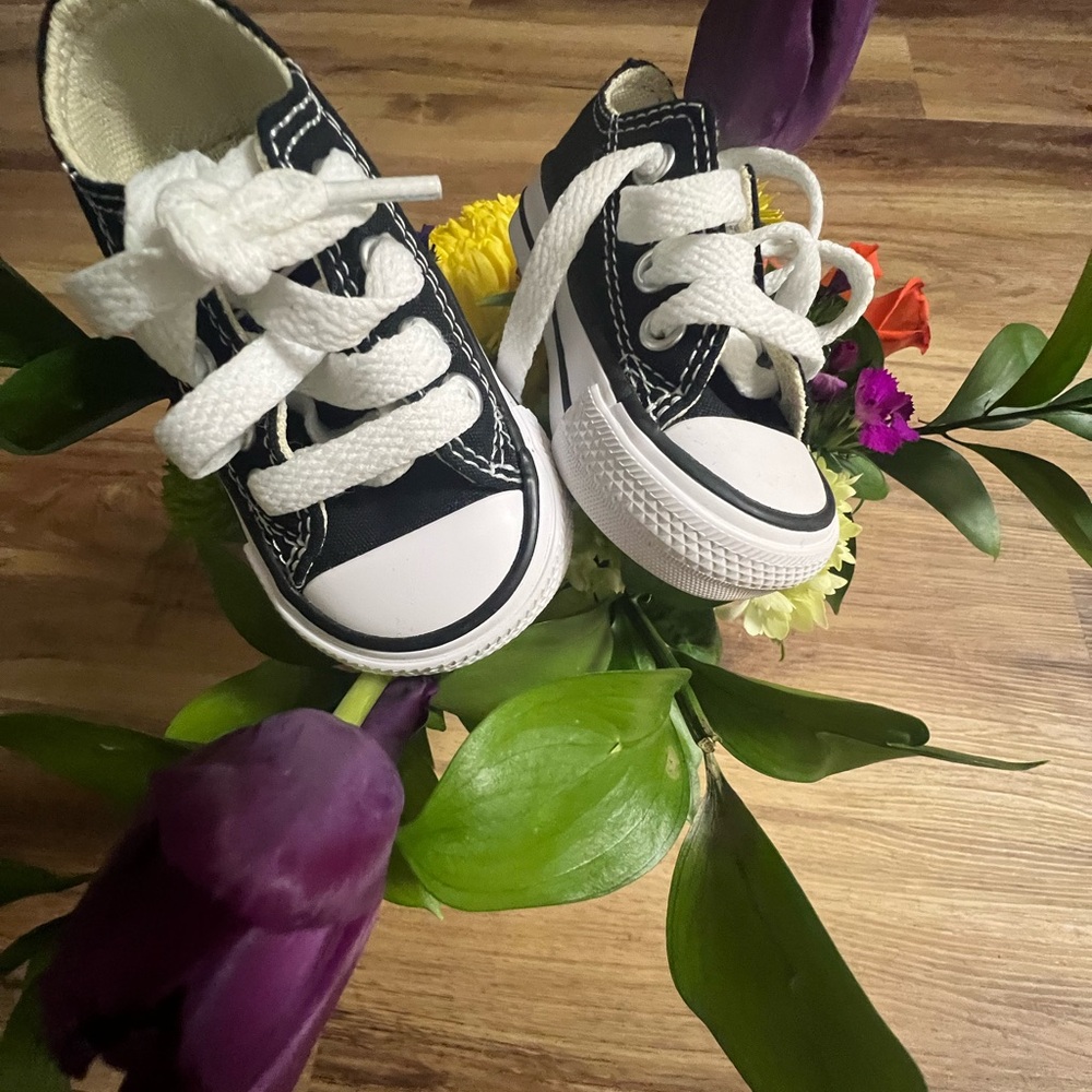 Infant converse
